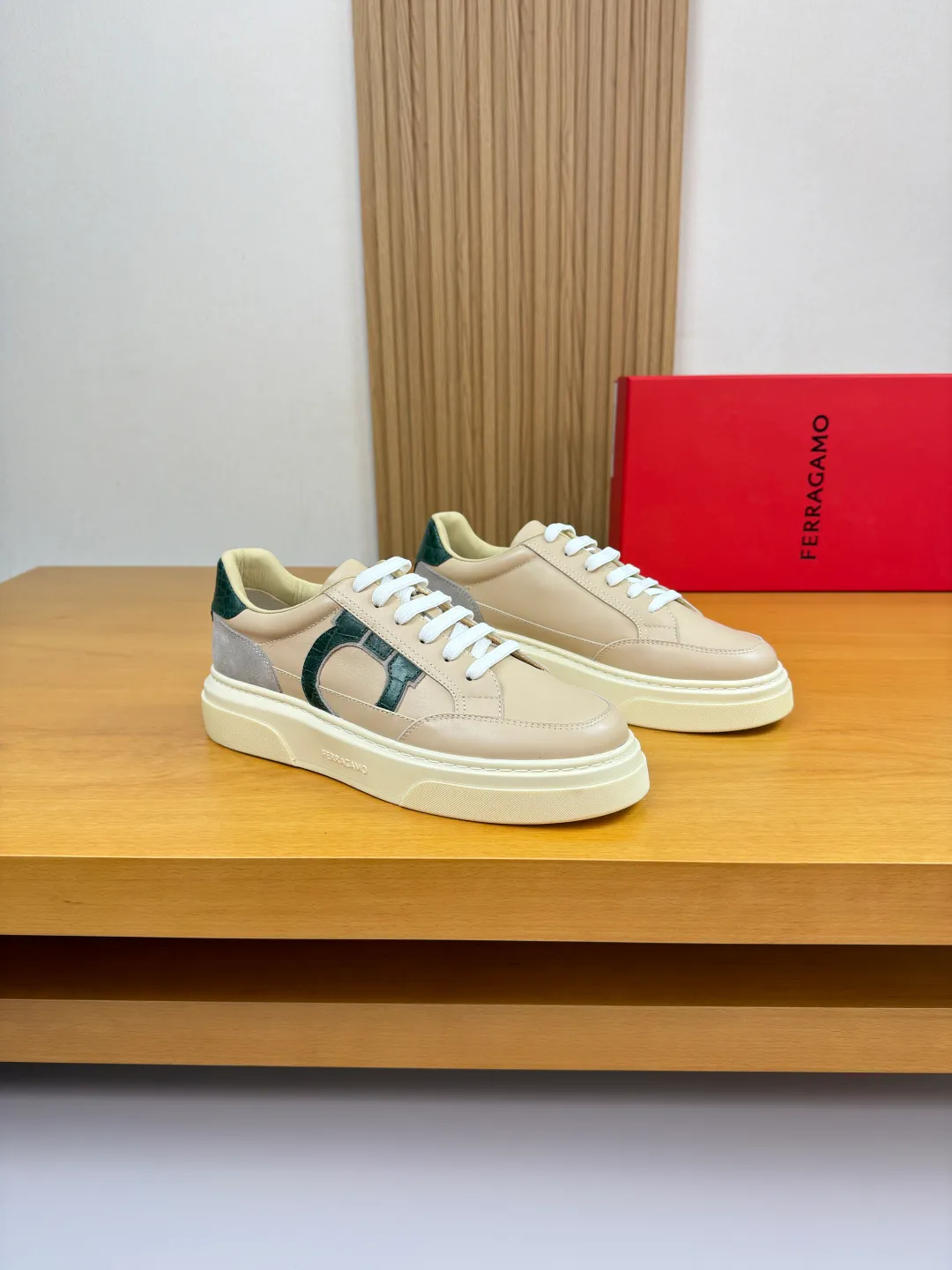 Men's men's shoes 💰440 [New style] 🏃‍♂️🏃‍♂️[Ferragamo] Ferragamo - High-end quality original order·Casual sports shoes -Upper: 🔝Nappa calfskin, suede calfskin, shoe body. Sewing brand totem, tongue air pressure brand logo -Inner: water-dyed cowhide -Outsole: ultra-light TPU foam rubber; molded outsole -Ultra-high quality control and fine workmanship: outstanding (high-end, extravagance, grade) -Size: 38-45 (46, can be customized)